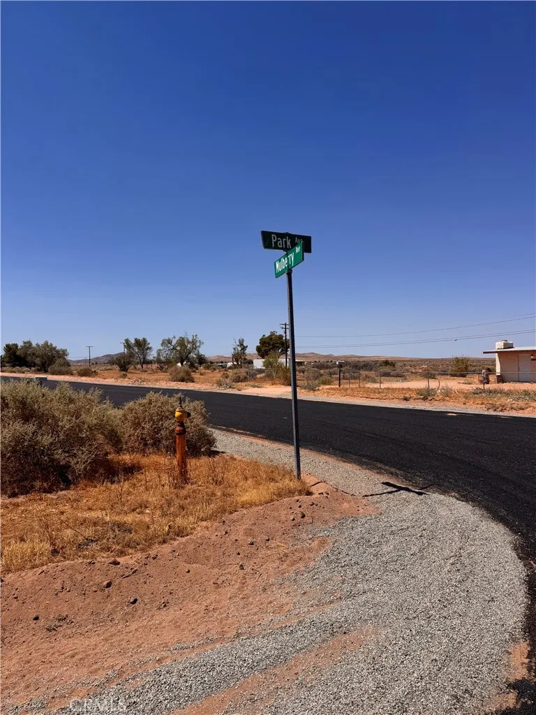 Park Avenue Hinkley, CA 92347