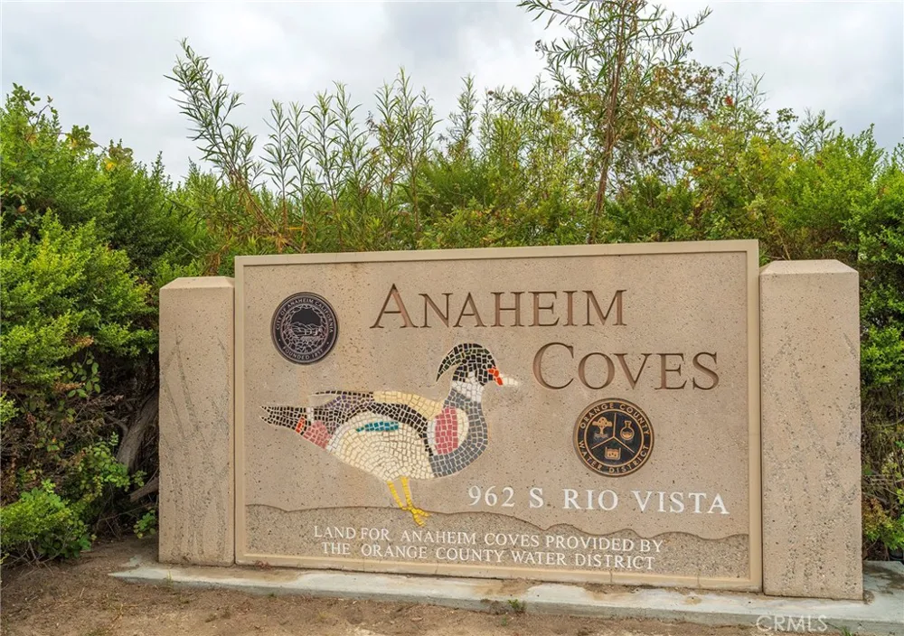 970 S Laurelwood Anaheim, CA 92806
