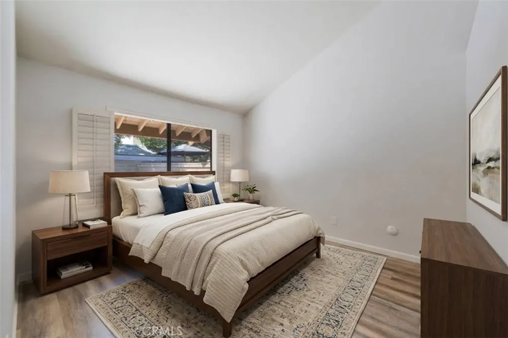 970 S Laurelwood Anaheim, CA 92806
