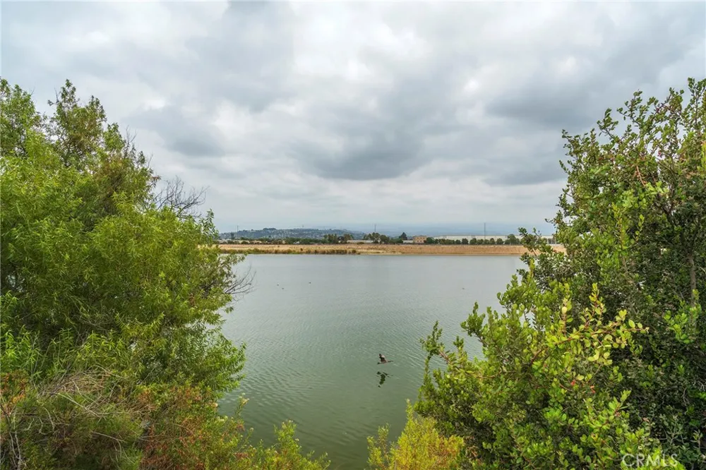 970 S Laurelwood Anaheim, CA 92806