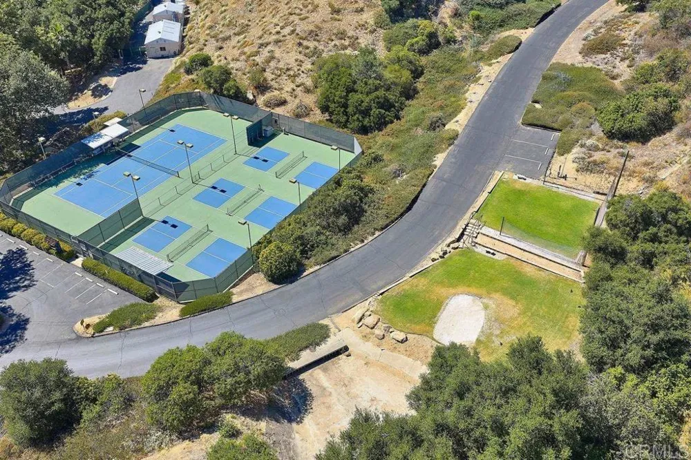 8975 Lawrence Welk Drive #446 Escondido, CA 92026