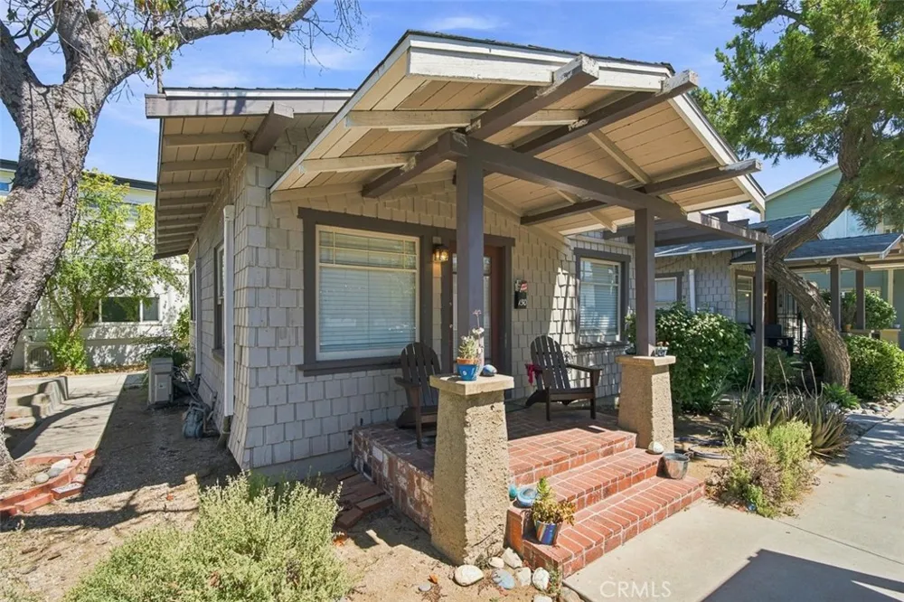146 Holliston Pasadena, CA 91106