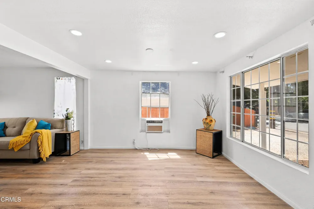 124 S Padre Juan Avenue Ojai, CA 93023