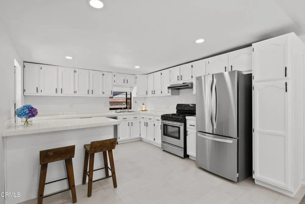 124 S Padre Juan Avenue Ojai, CA 93023