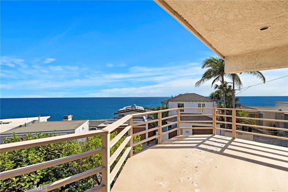 31876 Circle Laguna Beach, CA 92651