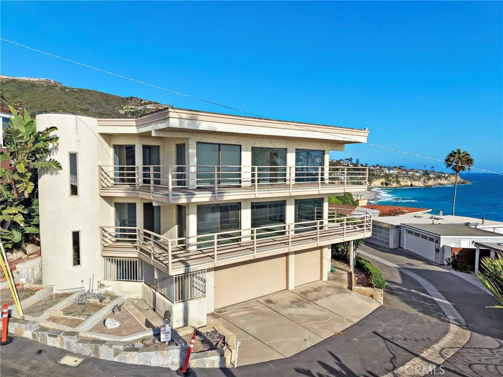 31876 Circle Laguna Beach, CA 92651