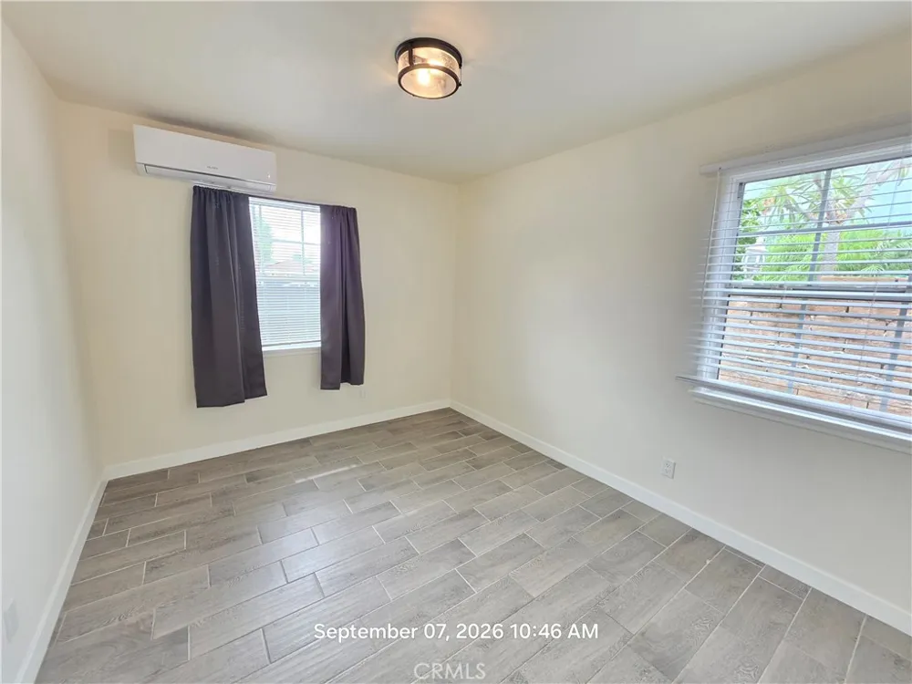 15069 Nurmi Sylmar, CA 91342
