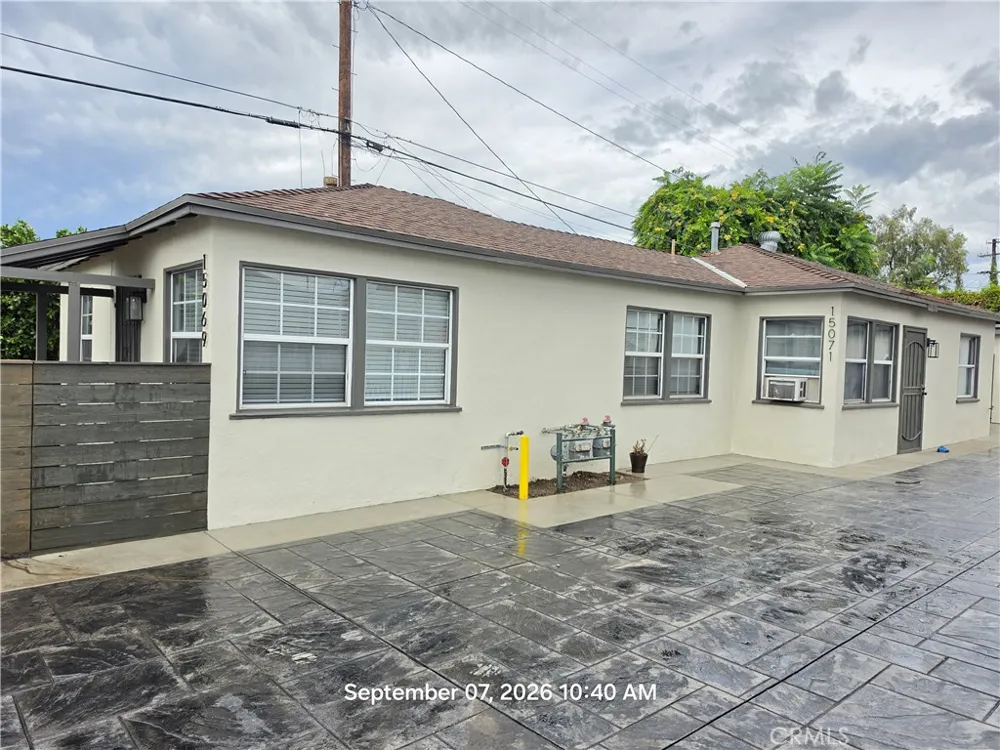 15069 Nurmi Sylmar, CA 91342