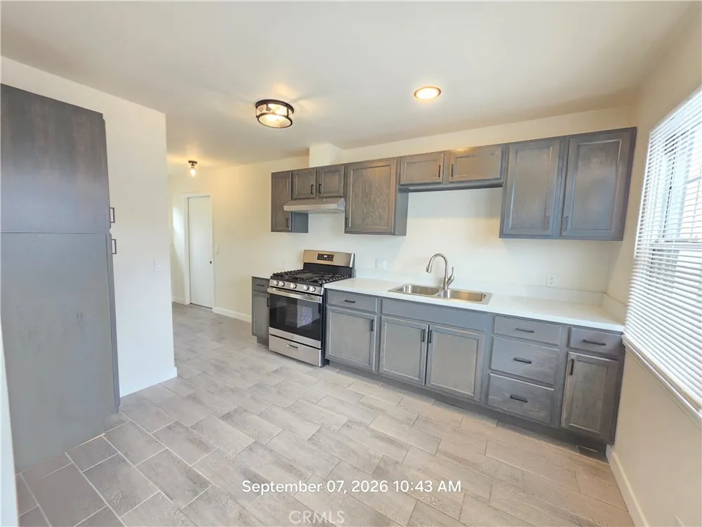 15069 Nurmi Sylmar, CA 91342