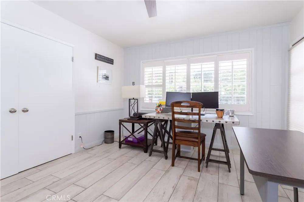 19308 Lemarsh Street Northridge, CA 91324