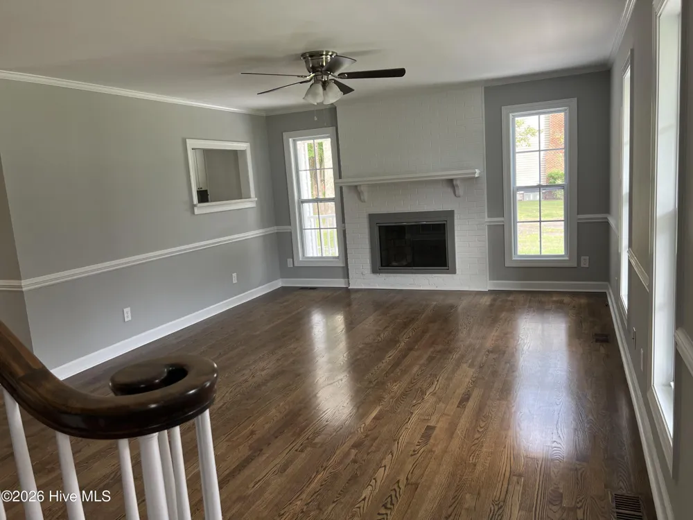 2304 Woodridge Drive Winterville, NC 28590
