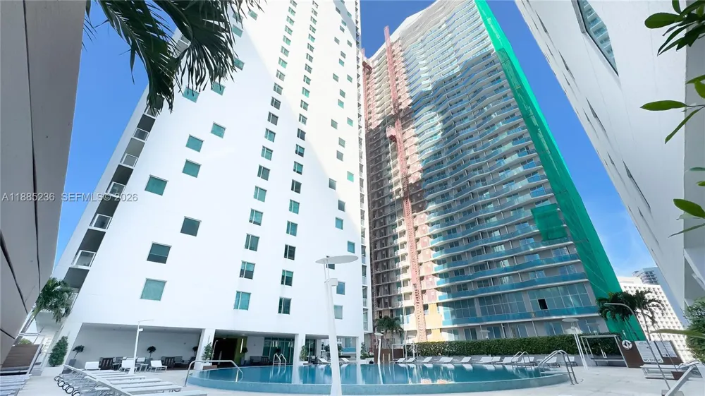 55 SE 6th St #3403 Miami, FL 33131