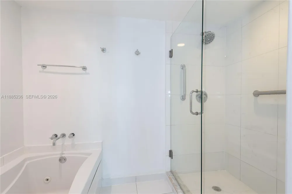 55 SE 6th St #3403 Miami, FL 33131
