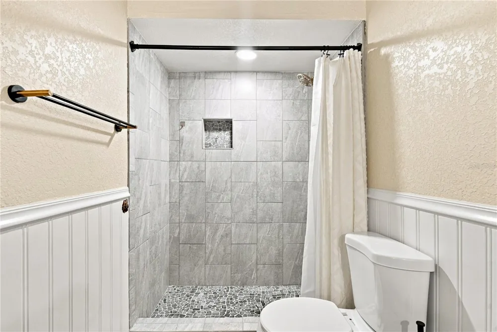 10097 HOLLY BERRY DRIVE Weeki Wachee, FL 34613