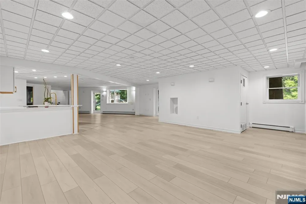 720 Berdan Avenue Wayne, NJ 07470