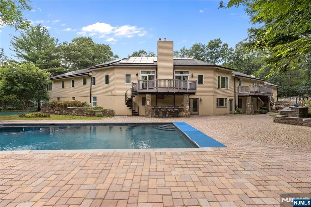 720 Berdan Avenue Wayne, NJ 07470