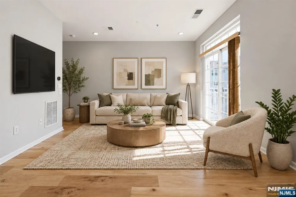 11 Wesmont Drive Wood Ridge, NJ 07075