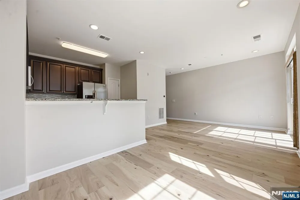 11 Wesmont Drive Wood Ridge, NJ 07075