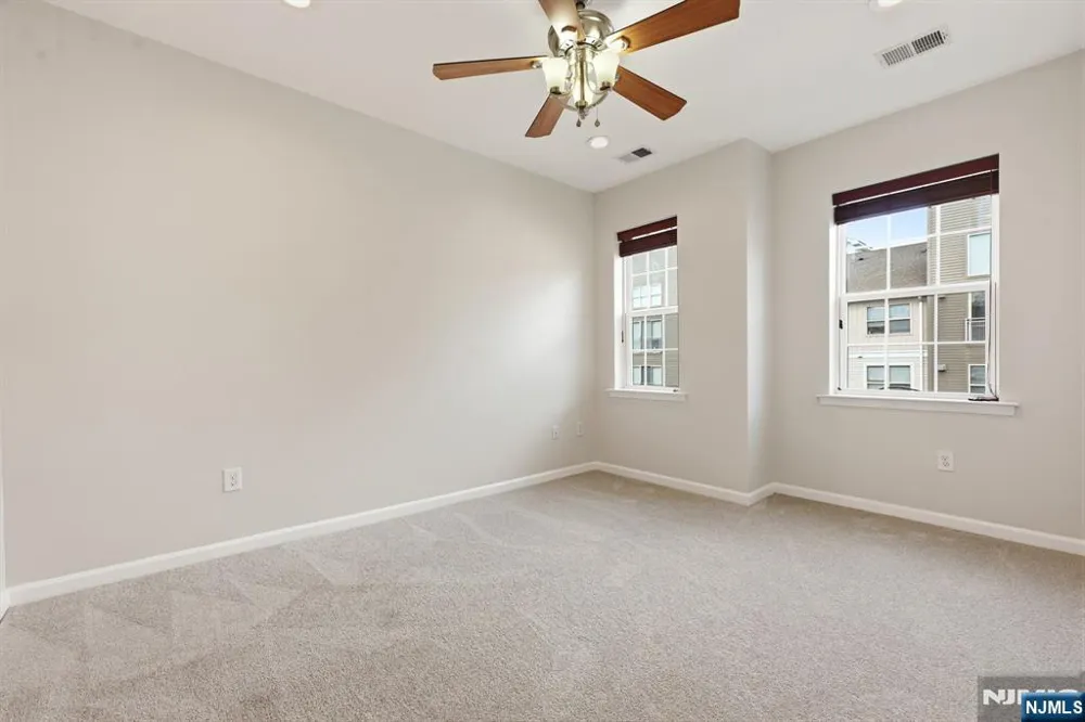 11 Wesmont Drive Wood Ridge, NJ 07075