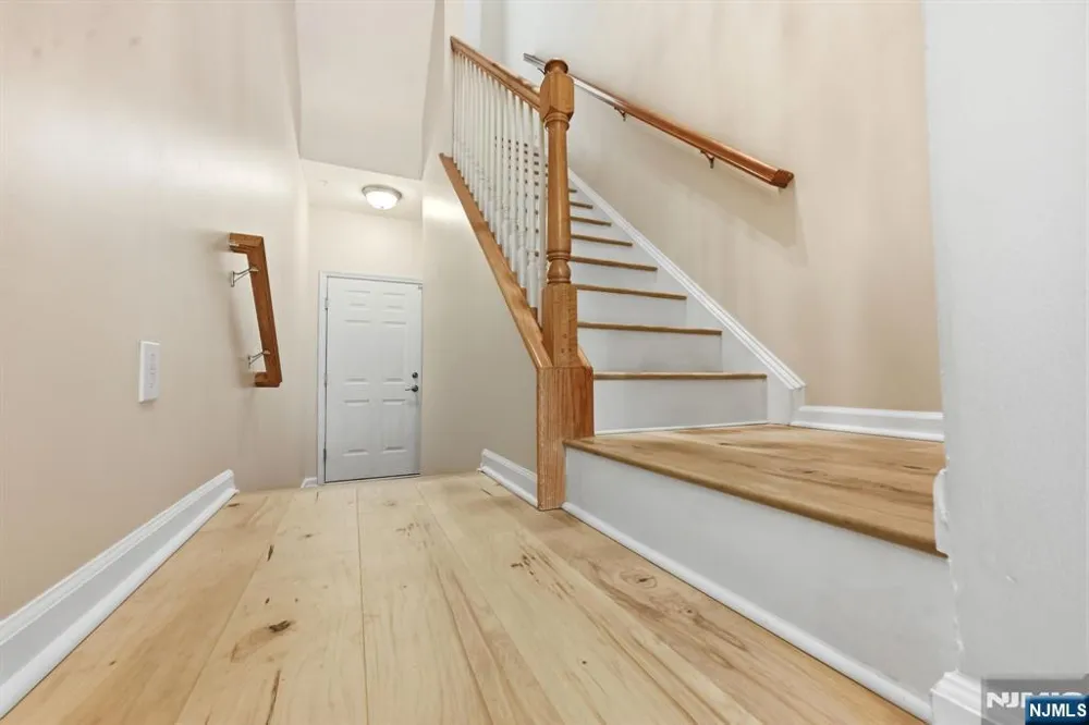 11 Wesmont Drive Wood Ridge, NJ 07075