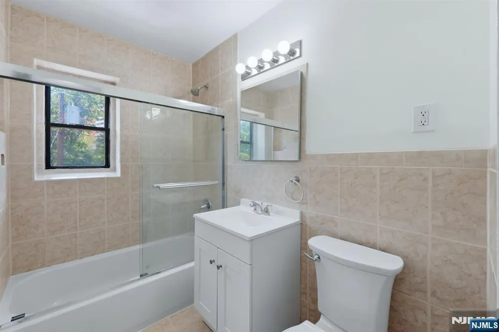 214 Prospect Avenue 143C Hackensack, NJ 07601