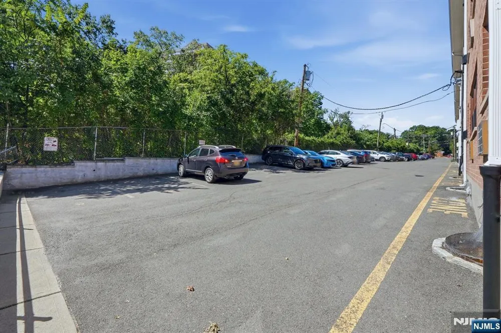 214 Prospect Avenue 143C Hackensack, NJ 07601