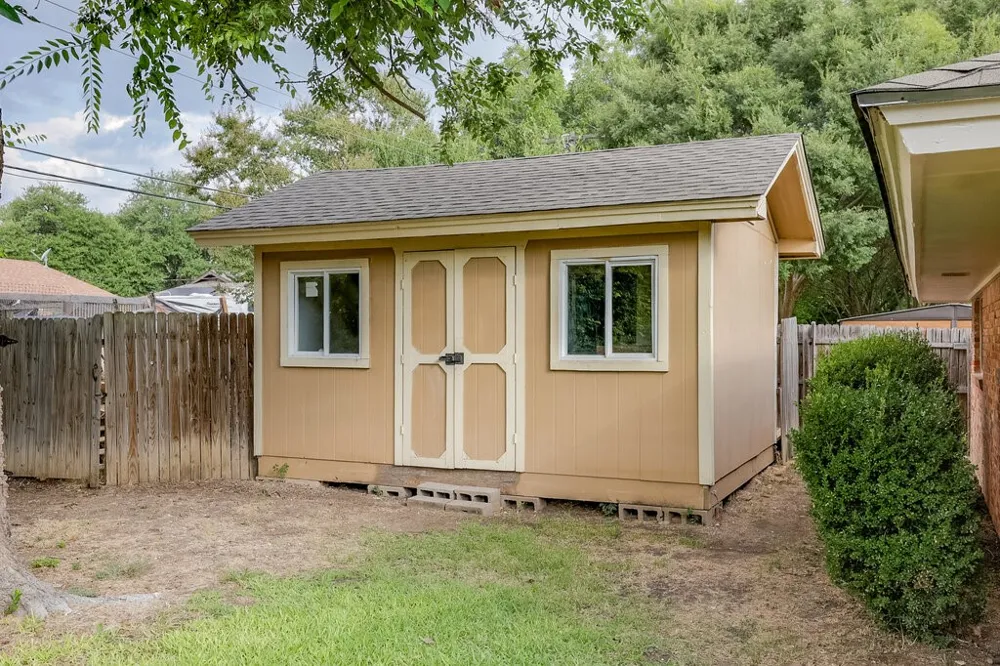 6805 Valhalla Road Fort Worth, TX 76116