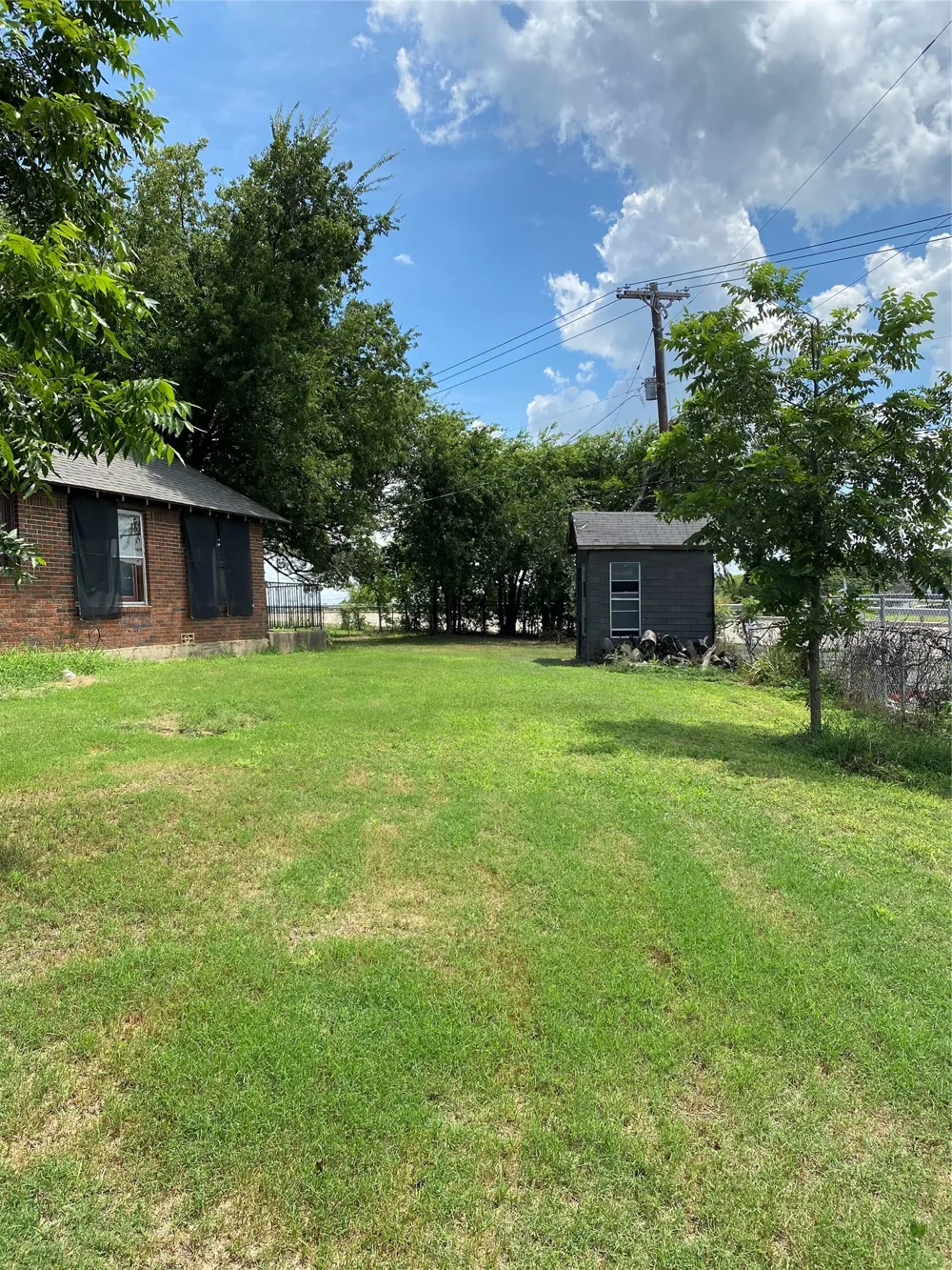 200 Marquette Avenue Azle, TX 76020