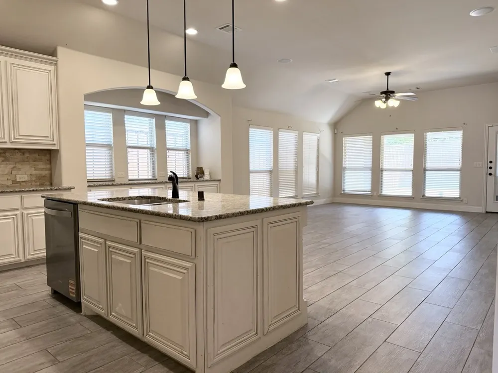 913 Foxglove Drive Little Elm, TX 75068