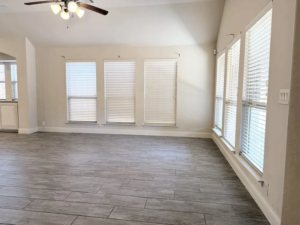 913 Foxglove Drive Little Elm, TX 75068