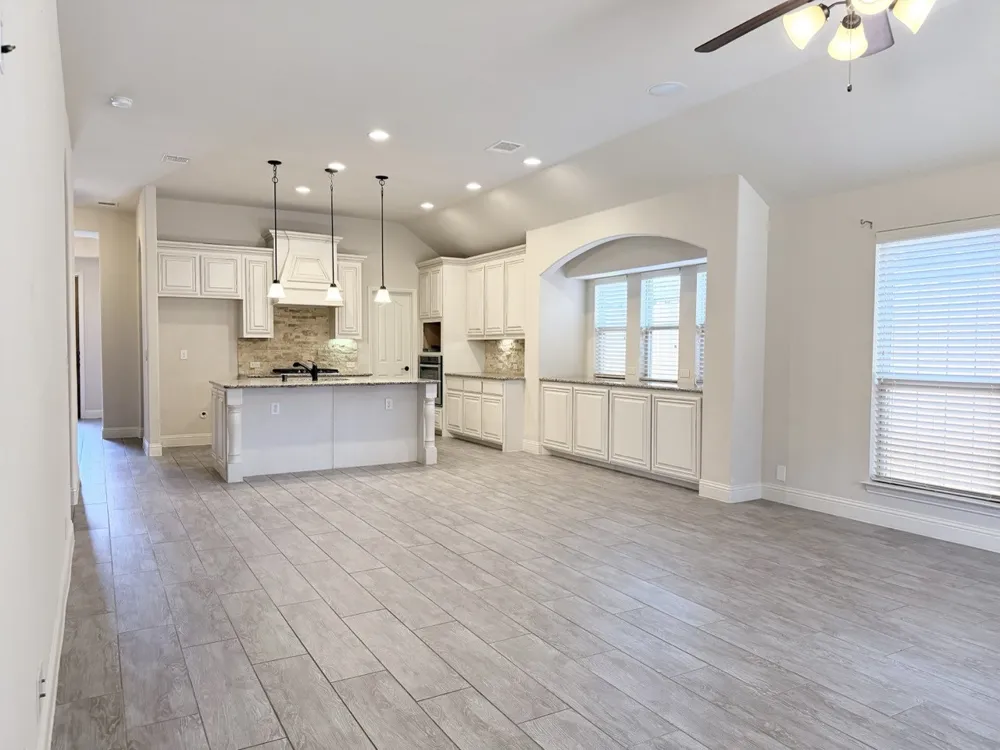 913 Foxglove Drive Little Elm, TX 75068