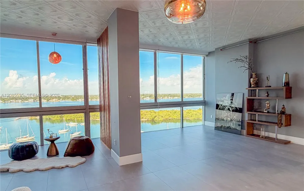 7934 West Dr #1105 North Bay Village, FL 33141