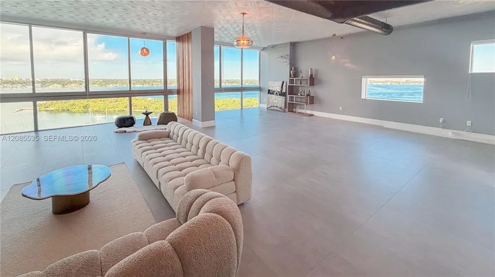 7934 West Dr #1105 North Bay Village, FL 33141