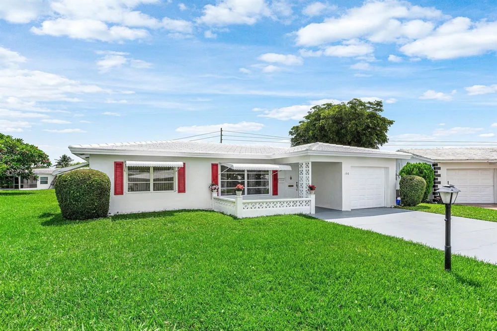 106 NW 10th Court Boynton Beach, FL 33426