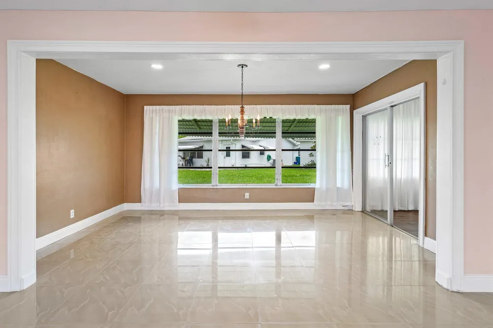 106 NW 10th Court Boynton Beach, FL 33426