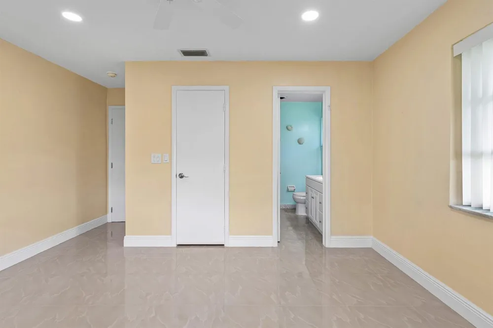 106 NW 10th Court Boynton Beach, FL 33426