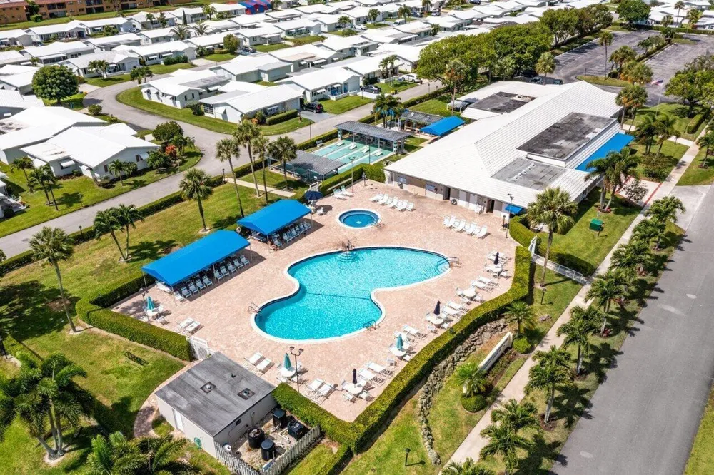 106 NW 10th Court Boynton Beach, FL 33426
