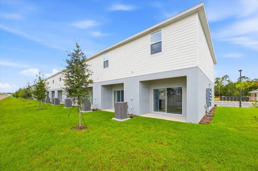 2874 Skyline Loop Kissimmee, FL 34758