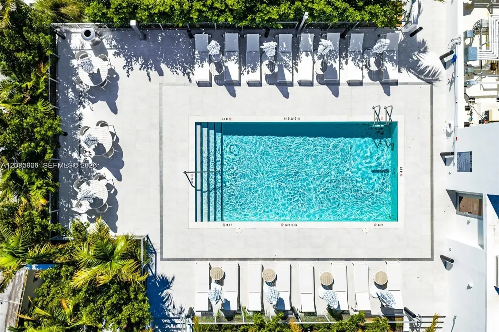 10281 W Bay Harbor Dr #304 Bay Harbor Islands, FL 33154