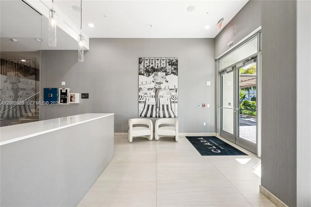 10281 W Bay Harbor Dr #304 Bay Harbor Islands, FL 33154