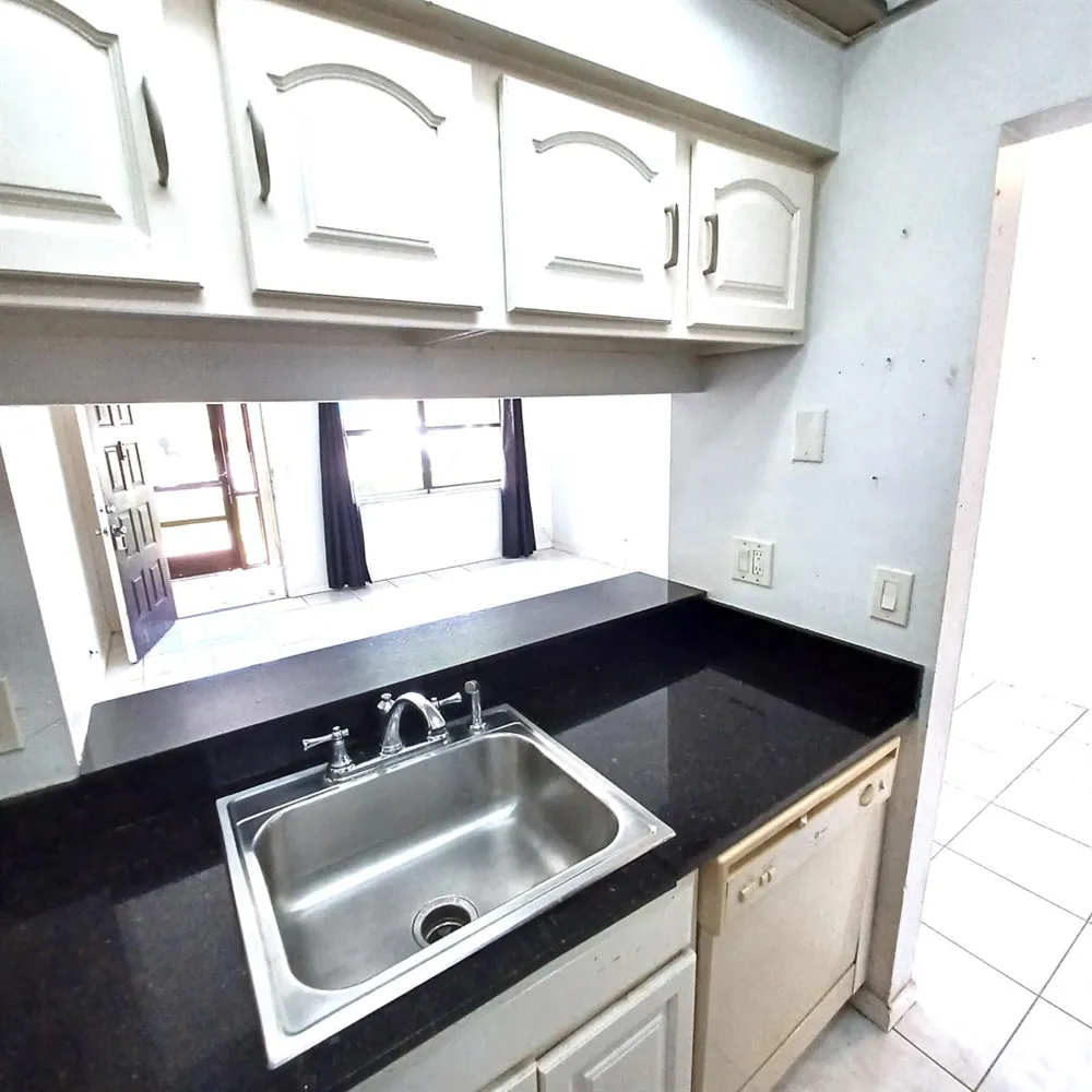 7221 Golf Colony Court #102 Lake Worth, FL 33467