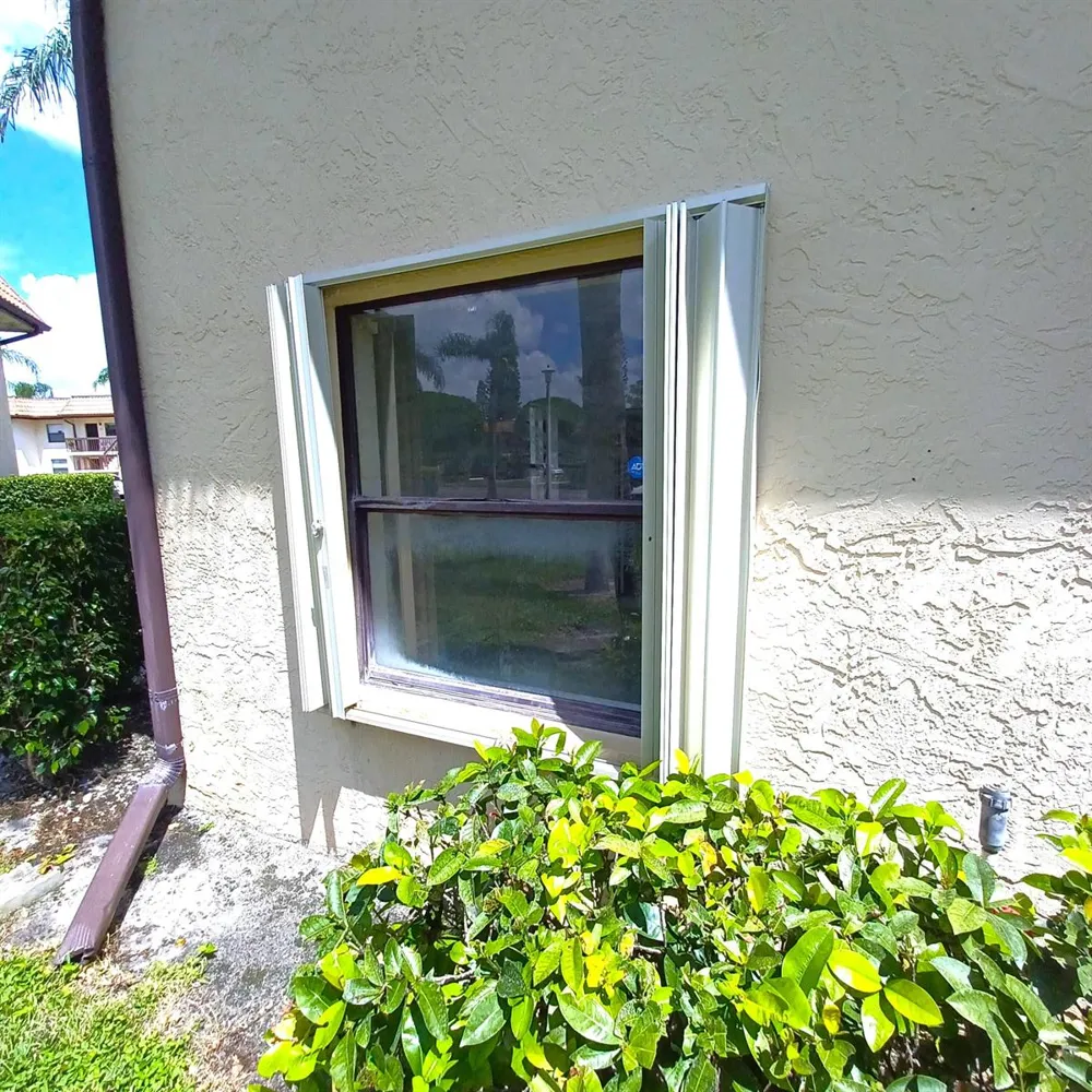 7221 Golf Colony Court #102 Lake Worth, FL 33467