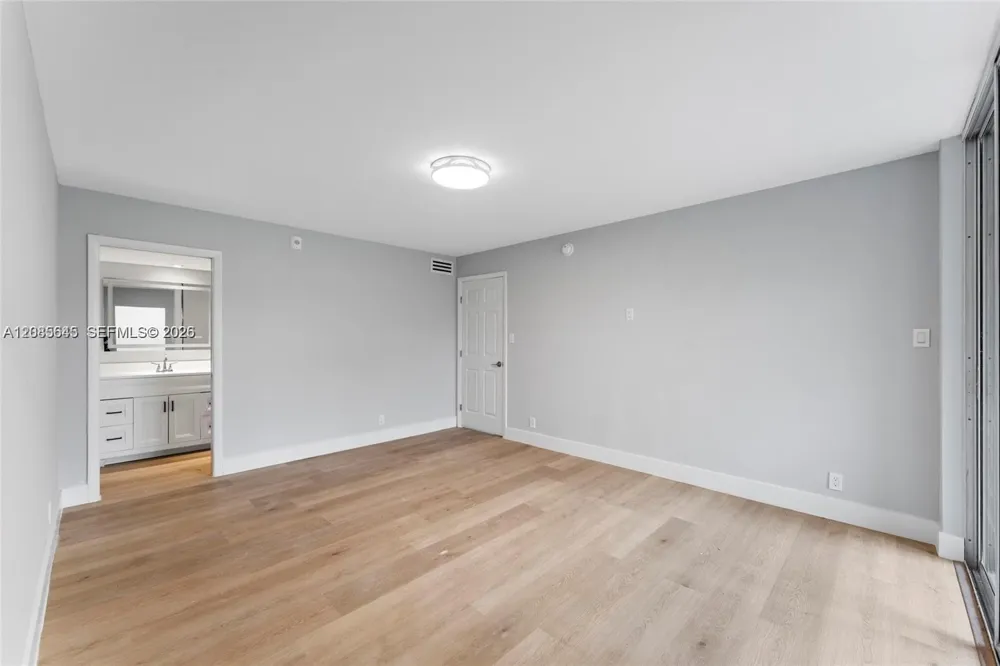 3141 NW 47th Ter #121 Lauderdale Lakes, FL 33319