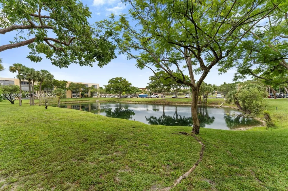 3141 NW 47th Ter #121 Lauderdale Lakes, FL 33319