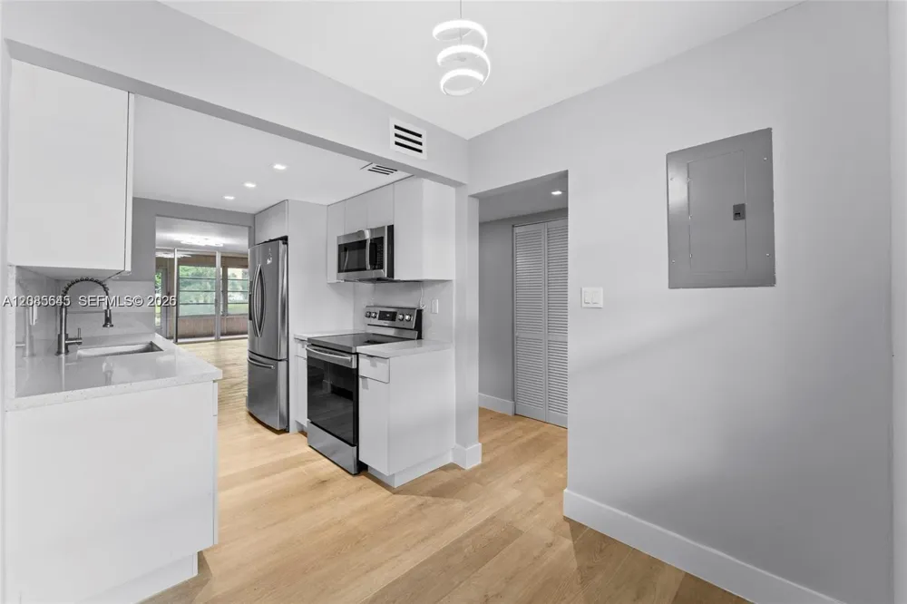 3141 NW 47th Ter #121 Lauderdale Lakes, FL 33319