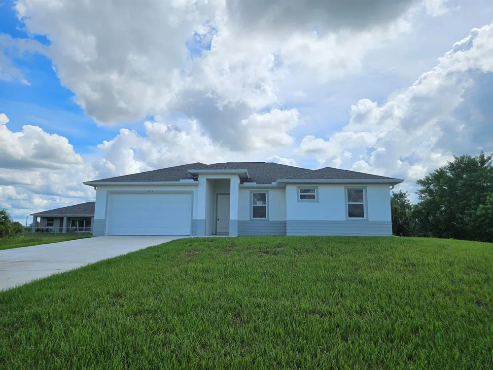 125 BETHLEHEM PLACE 