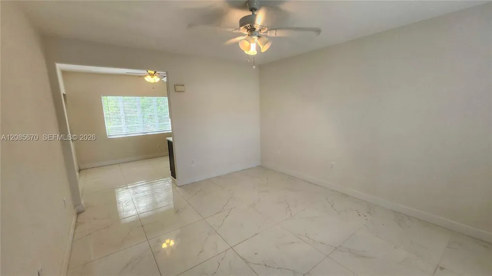 847 81st St #7 Miami Beach, FL 33141