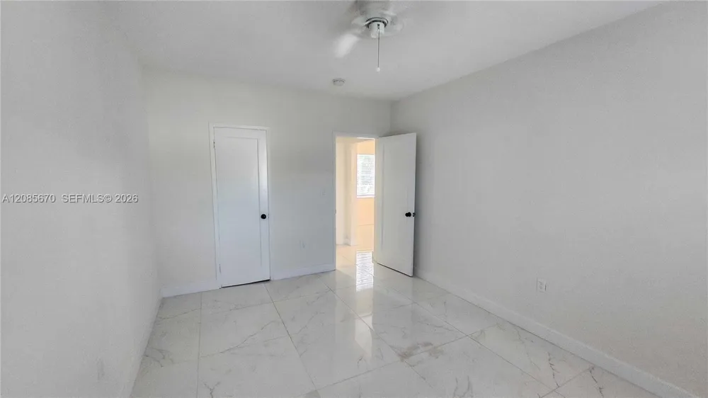 847 81st St #7 Miami Beach, FL 33141