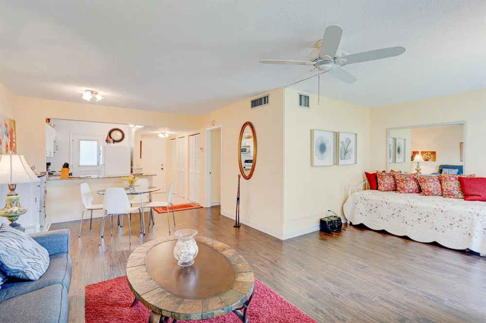 5401 NW 2nd Avenue #TWO Boca Raton, FL 33487