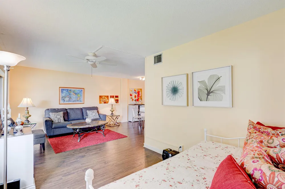 5401 NW 2nd Avenue #TWO Boca Raton, FL 33487